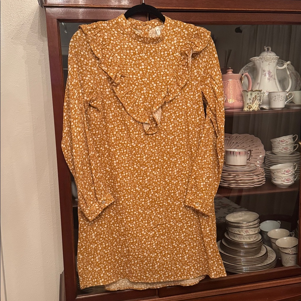 Rylee + Cru Marigold Ruffle Dress - Picture 3 of 8